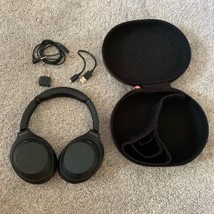 DO NOT BUY ALREADY SOLD ON DIFF SITE Sony - WH-1000XM4 headphones black
